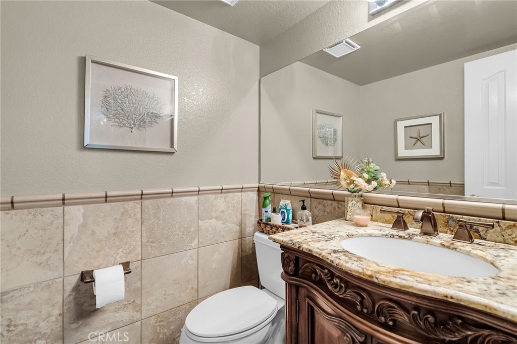 11322 Breithorn Court Riverside, CA 92503 - Photo 20 of 41