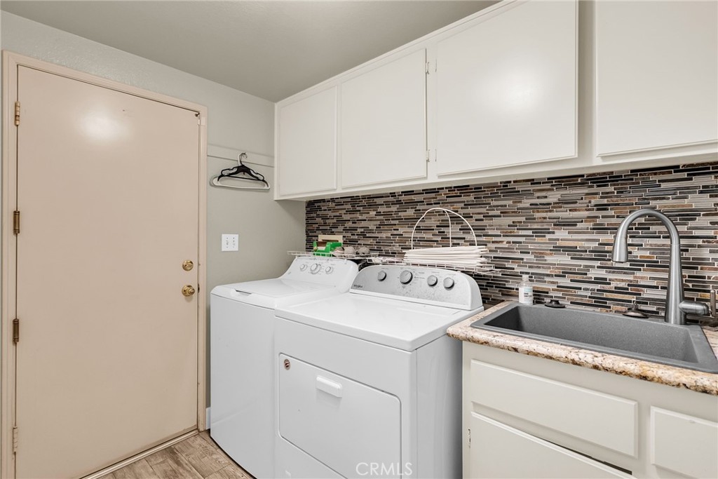 11322 Breithorn Court Riverside, CA 92503 - Photo 21 of 41