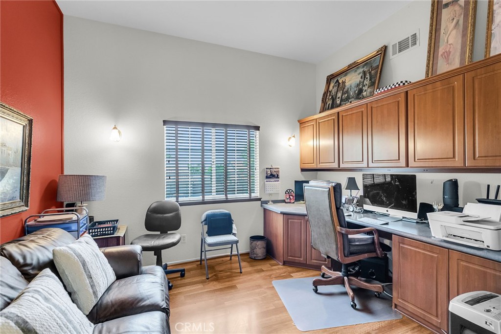 11322 Breithorn Court Riverside, CA 92503 - Photo 29 of 41