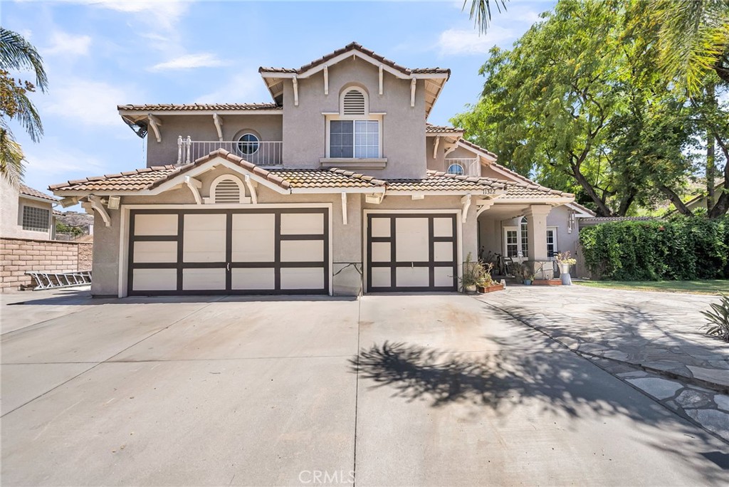 11322 Breithorn Court Riverside, CA 92503 - Photo 3 of 41