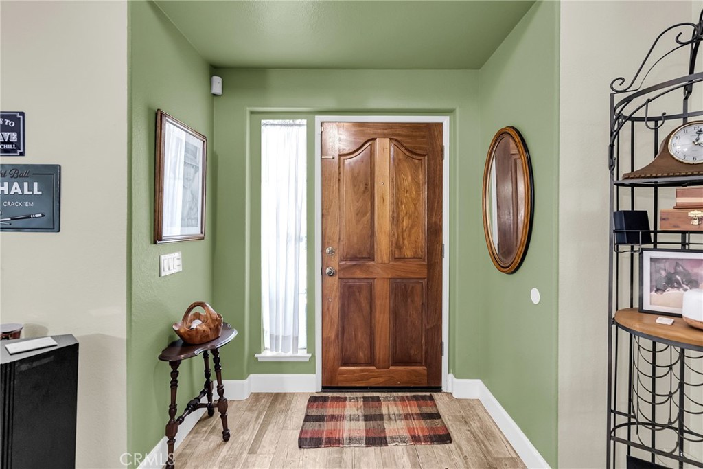 11322 Breithorn Court Riverside, CA 92503 - Photo 9 of 41