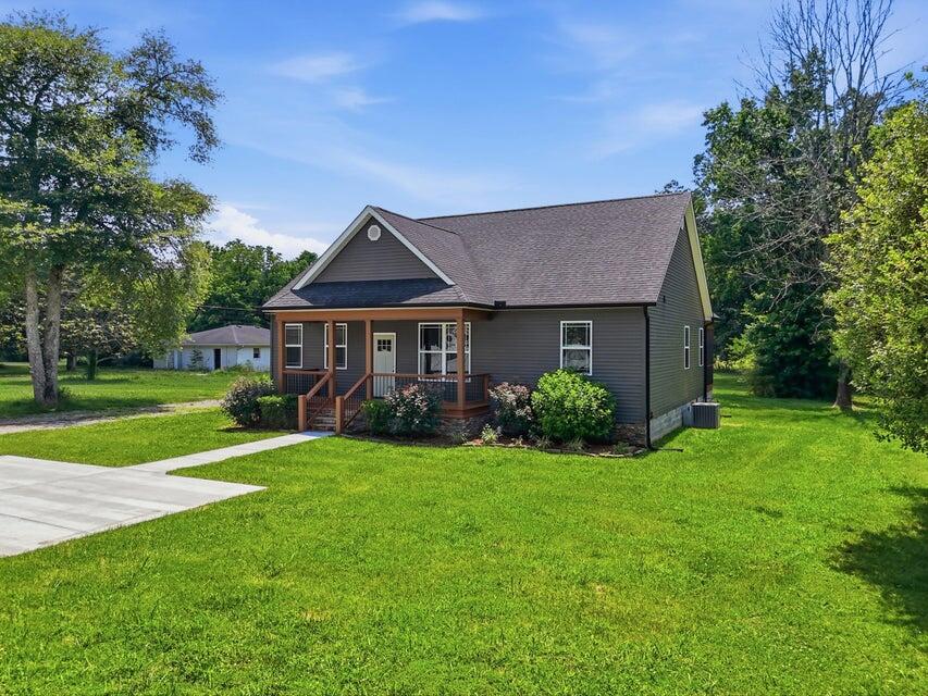 1738 East Boy Scout Road Hixson, TN 37343 - Photo 3 of 30 1738-2