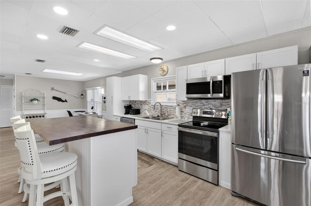 677 El Tango North Port, FL 34287 - Photo 8 of 69