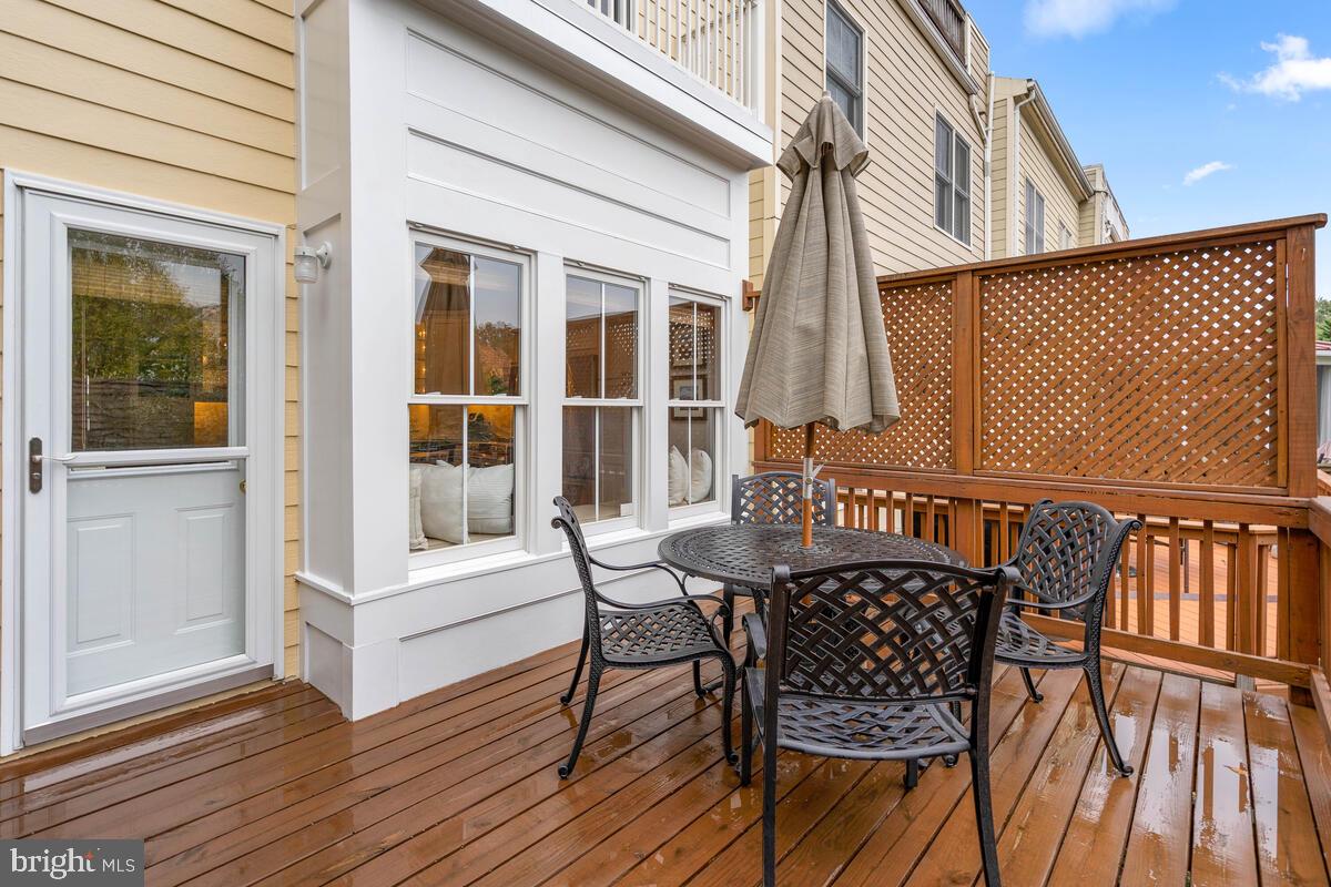 354 Hart Road Gaithersburg, MD 20878 - Photo 18 of 66 Deck off of Kitchen