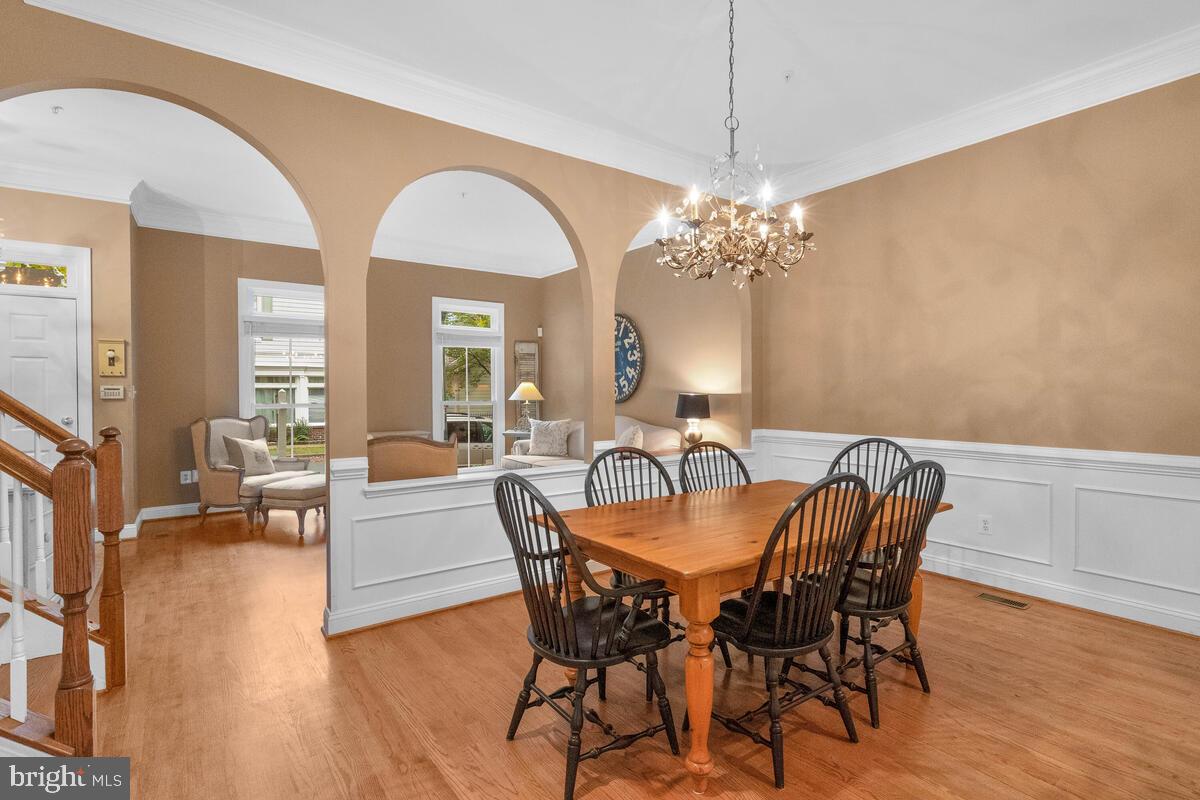 354 Hart Road Gaithersburg, MD 20878 - Photo 8 of 66 Dining Room with large space for table