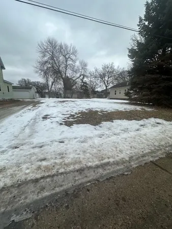 $6,900 | 522 Alice Avenue, Albert Lea, MN 56007