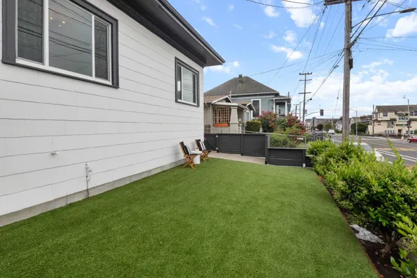 $985,000 | 4020 West Street, Emeryville, CA 94608