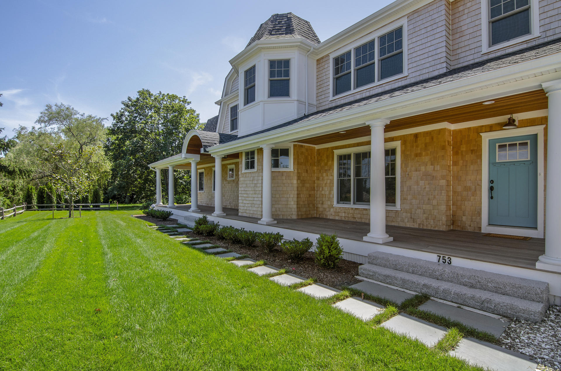753 Old Harbor Road Chatham, MA 02650 - Photo 3 of 39 004-photo--7339702