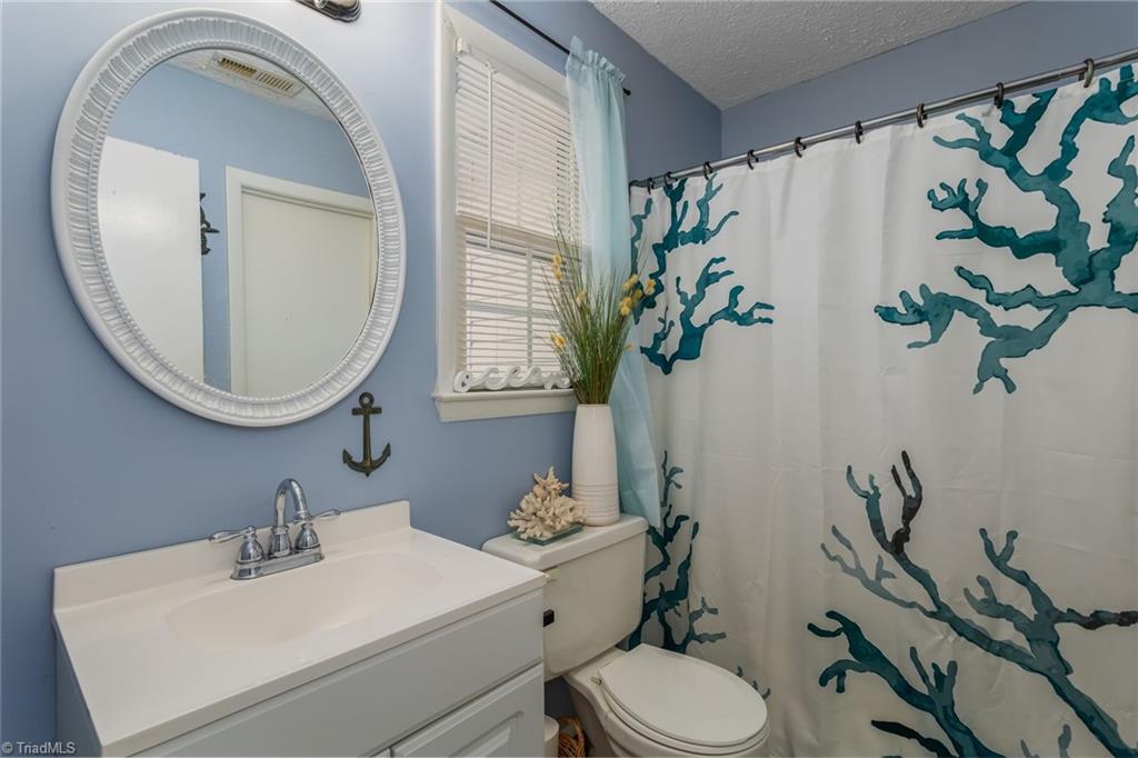 128 Foxdale Road King, NC 27021 - Photo 22 of 25