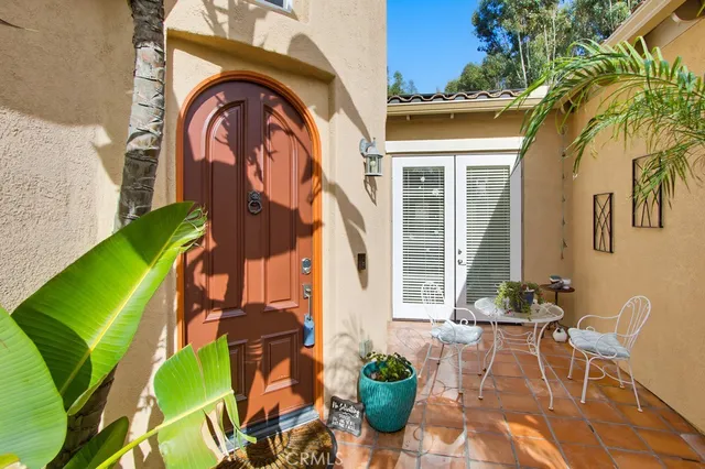 $1,325,000 | 26161 Wyndemere Court, Escondido, CA 92026