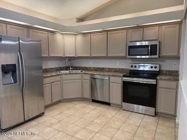 $1,675 | 1870 Manitoba Court South, Middleburg, FL 32068