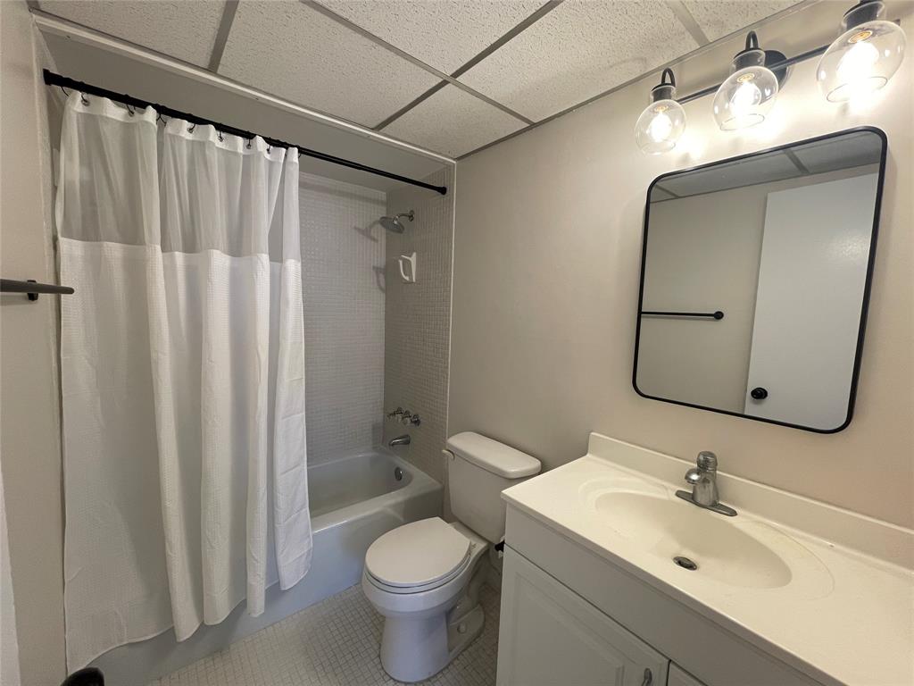 Undisclosed Address Fort Lauderdale, FL 33308 - Photo 21 of 28 a bathroom with a sink toilet and shower