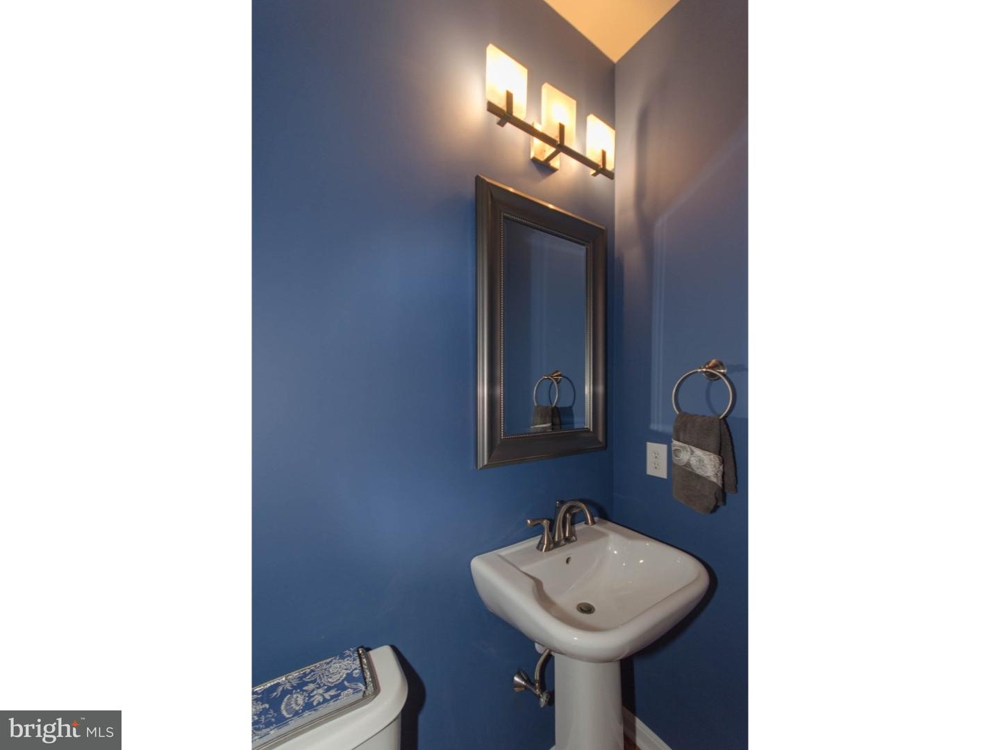 1674 Silver Birch Road Huntingdon Valley, PA 19006 - Photo 14 of 24 Bathroom