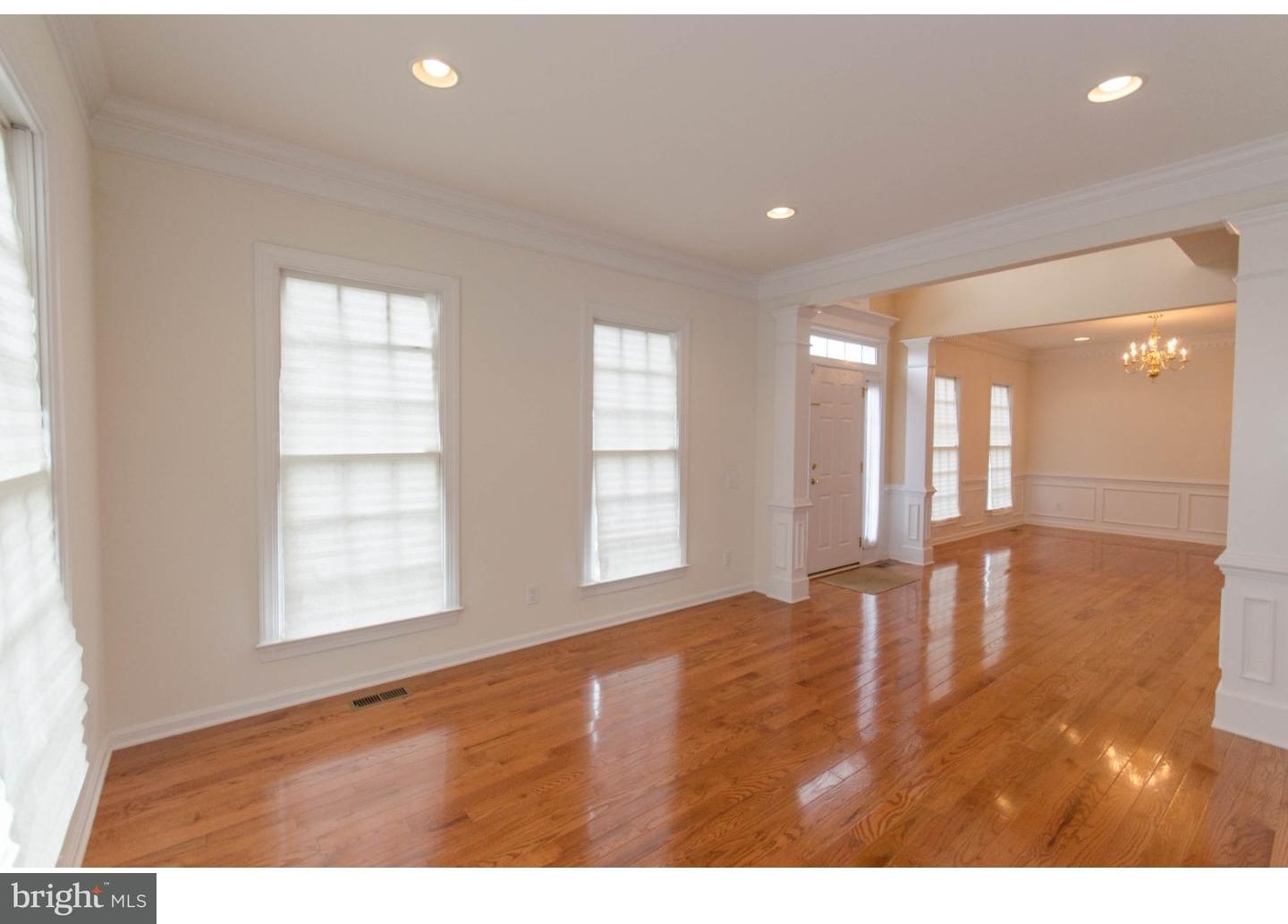 1674 Silver Birch Road Huntingdon Valley, PA 19006 - Photo 6 of 24 Living Room
