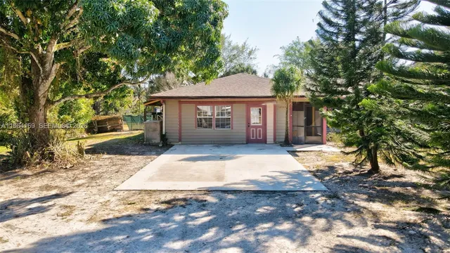 $589,000 | 16244 Grand National Drive East, Loxahatchee, FL 33470