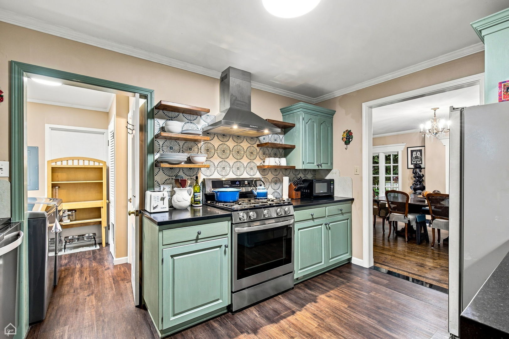 901 Cherokee Road Wilmette, IL 60091 - Photo 17 of 31 Gallery Image 17