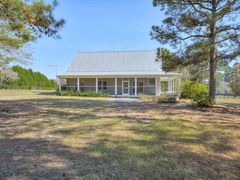 303 North Windsor Road Windsor, SC 29856 - Photo 5 of 82