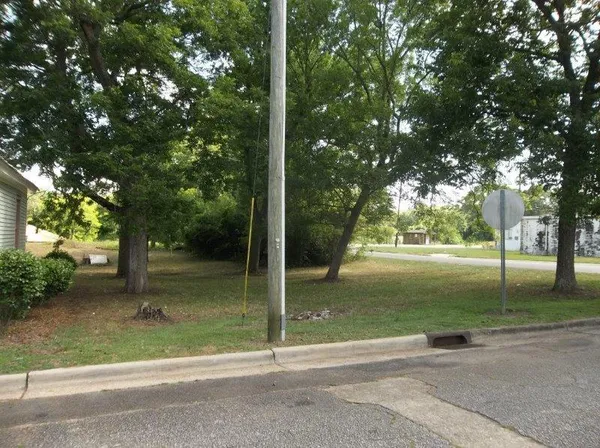 $187,000 | 233 5th Avenue, Buena Vista, GA 31803