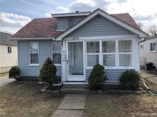 $1,449 | 1857 Russell Avenue, Lincoln Park, MI 48146