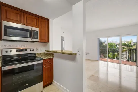 $3,500 | 101 Sidonia Avenue, Unit 404, Coral Gables, FL 33134