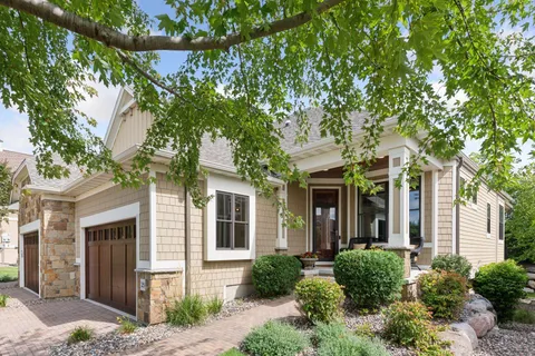 $999,999 | 25 Riley Ridge, Chanhassen, MN 55317