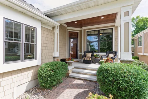 $999,999 | 25 Riley Ridge, Chanhassen, MN 55317