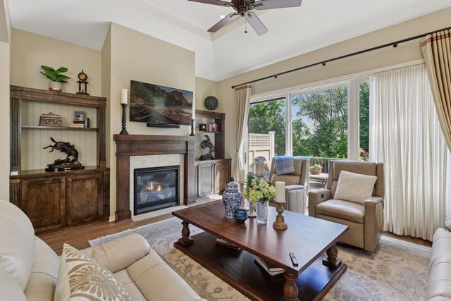 $999,999 | 25 Riley Ridge, Chanhassen, MN 55317