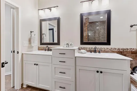 $999,999 | 25 Riley Ridge, Chanhassen, MN 55317