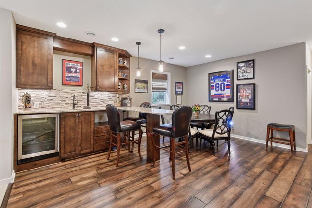 $999,999 | 25 Riley Ridge, Chanhassen, MN 55317