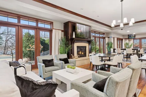 $999,999 | 25 Riley Ridge, Chanhassen, MN 55317