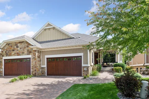 $999,999 | 25 Riley Ridge, Chanhassen, MN 55317