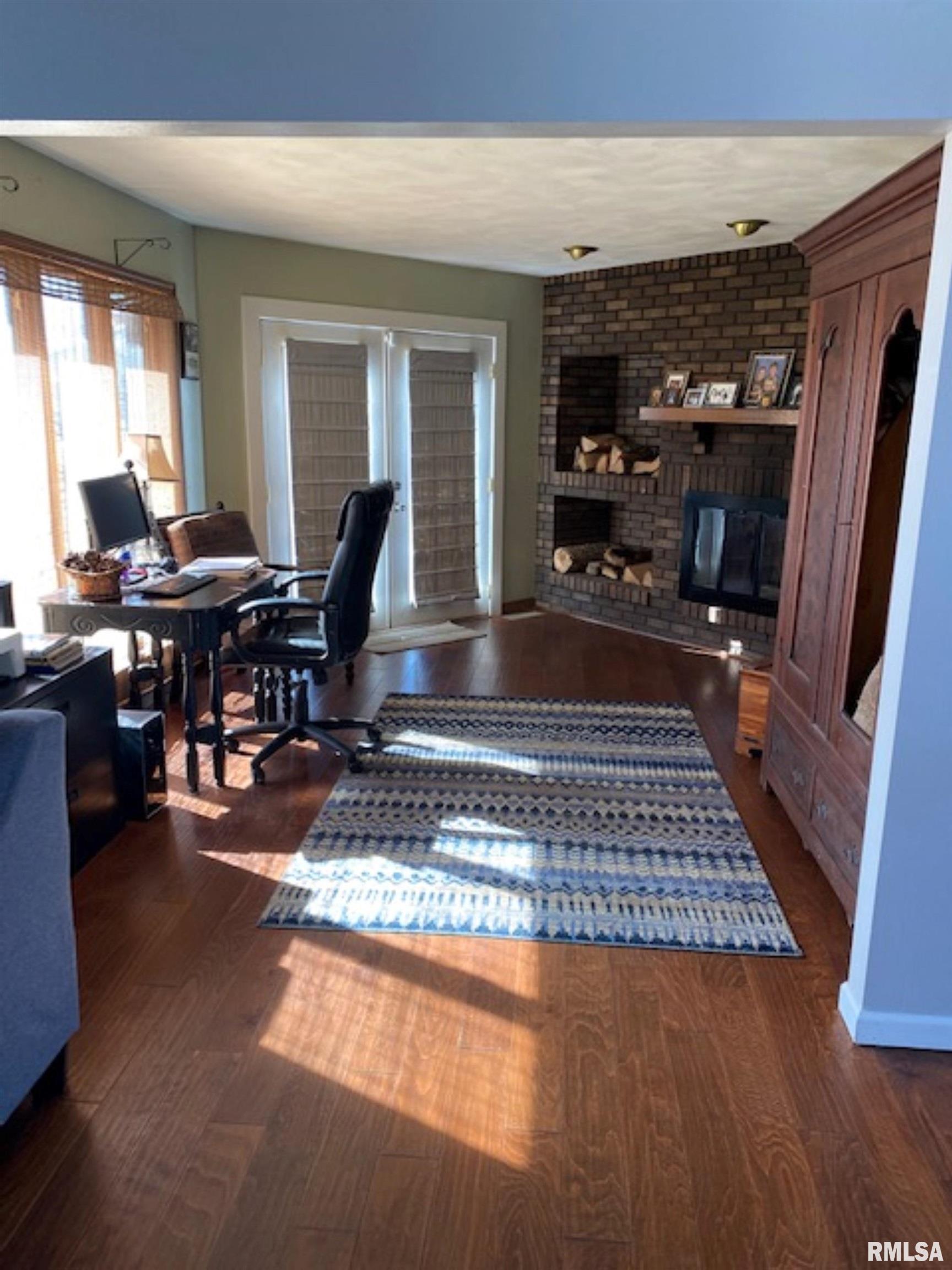 1525 Mills Cart Road Salem, IL 62881 - Photo 7 of 34 Gallery Image 7