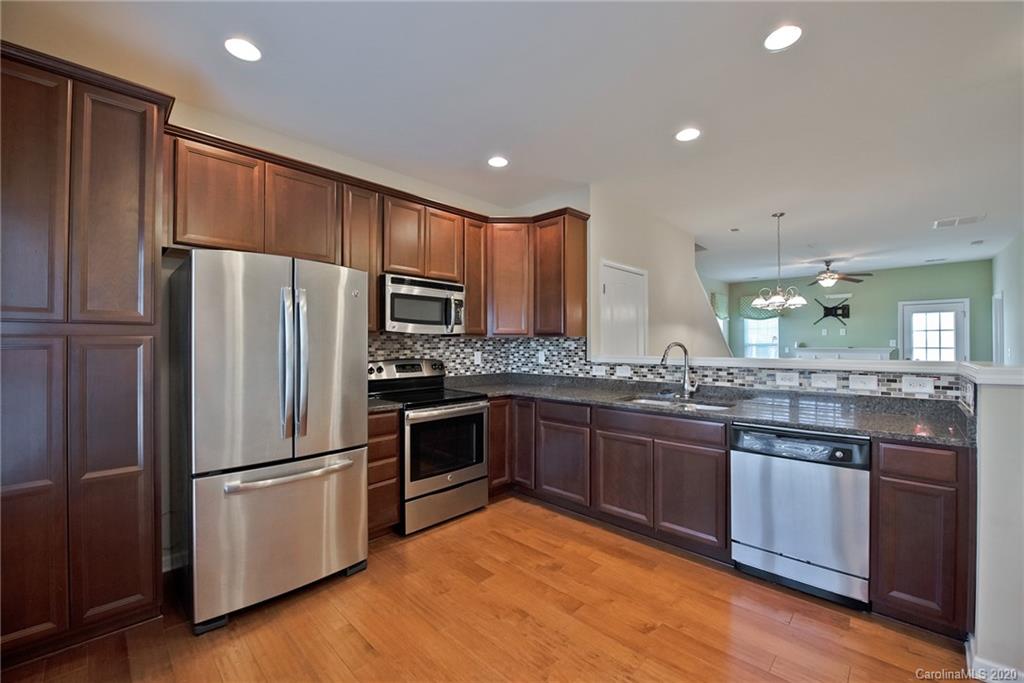 168 Limerick Road Mooresville, NC 28115 - Photo 4 of 39 Gallery Image 4