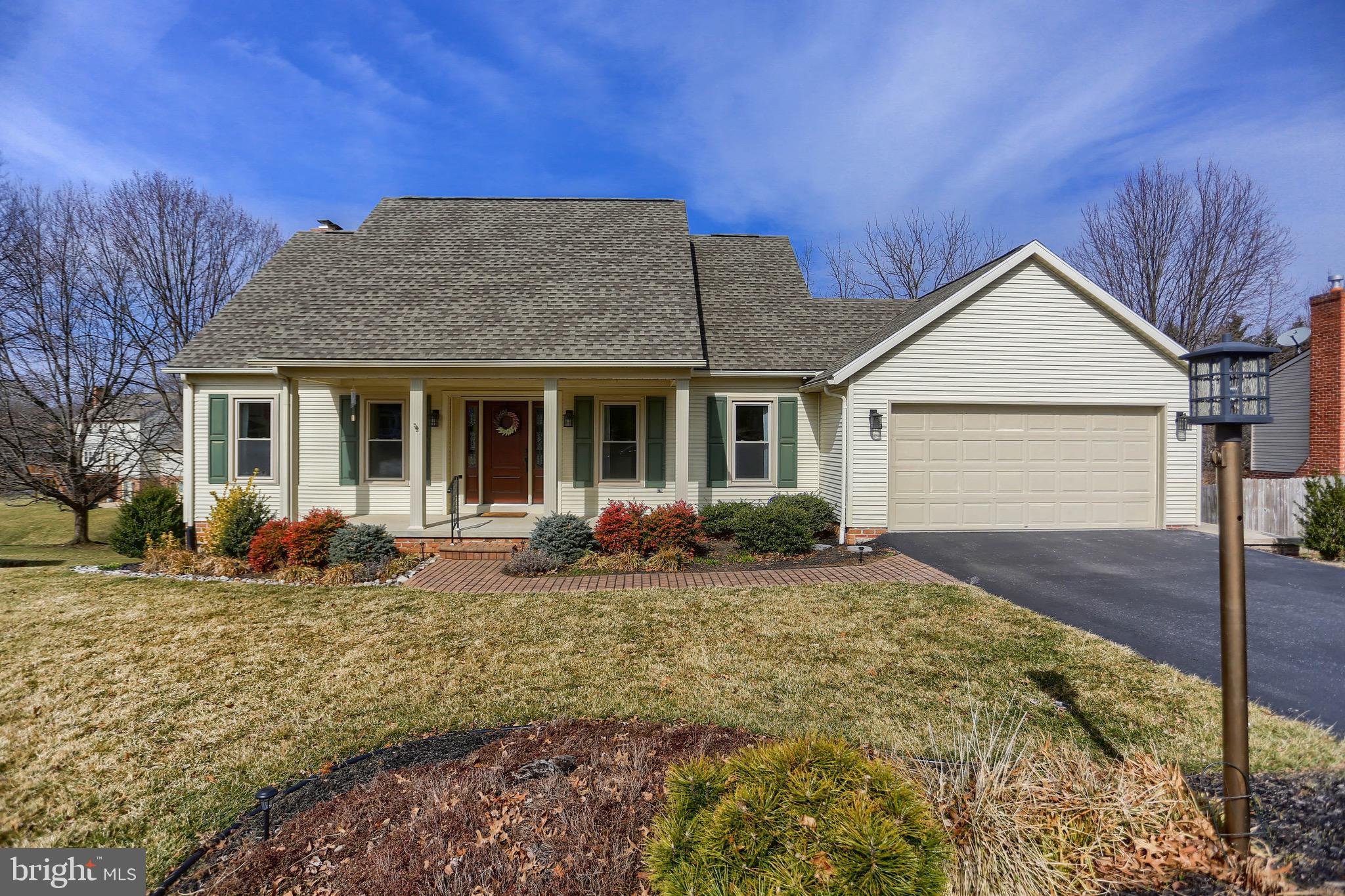128 Lexington Road York, PA 17402 - Photo 1 of 47