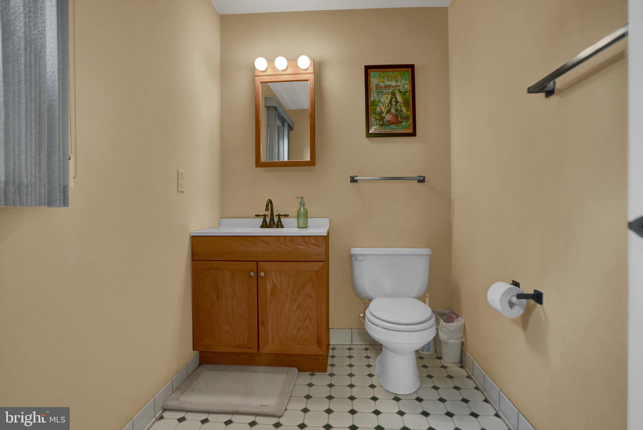128 Lexington Road York, PA 17402 - Photo 34 of 47