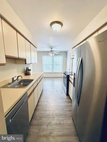 $325,000 | 10407 Paradise Court, Manassas, VA 20109