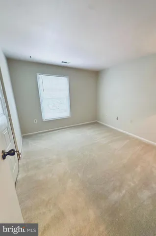 $325,000 | 10407 Paradise Court, Manassas, VA 20109