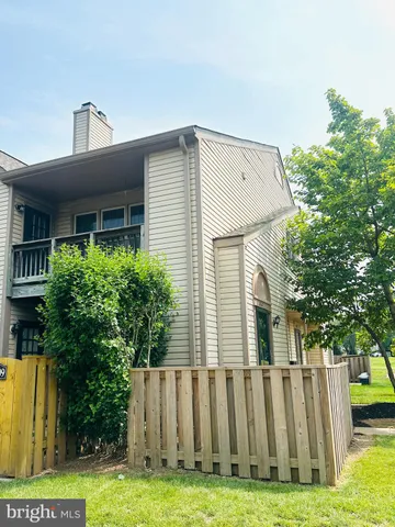 $325,000 | 10407 Paradise Court, Manassas, VA 20109