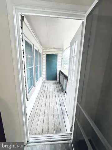 $325,000 | 10407 Paradise Court, Manassas, VA 20109