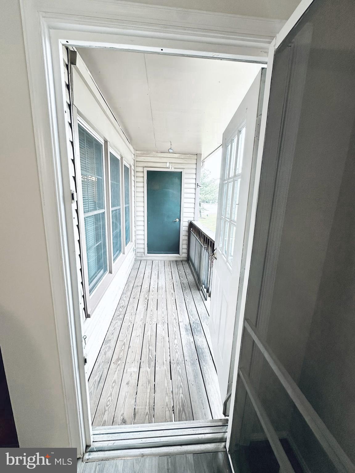 10407 Paradise Court Manassas, VA 20109 - Photo 32 of 38 Balcony