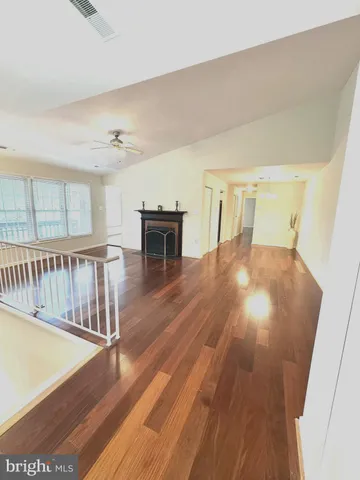 $325,000 | 10407 Paradise Court, Manassas, VA 20109