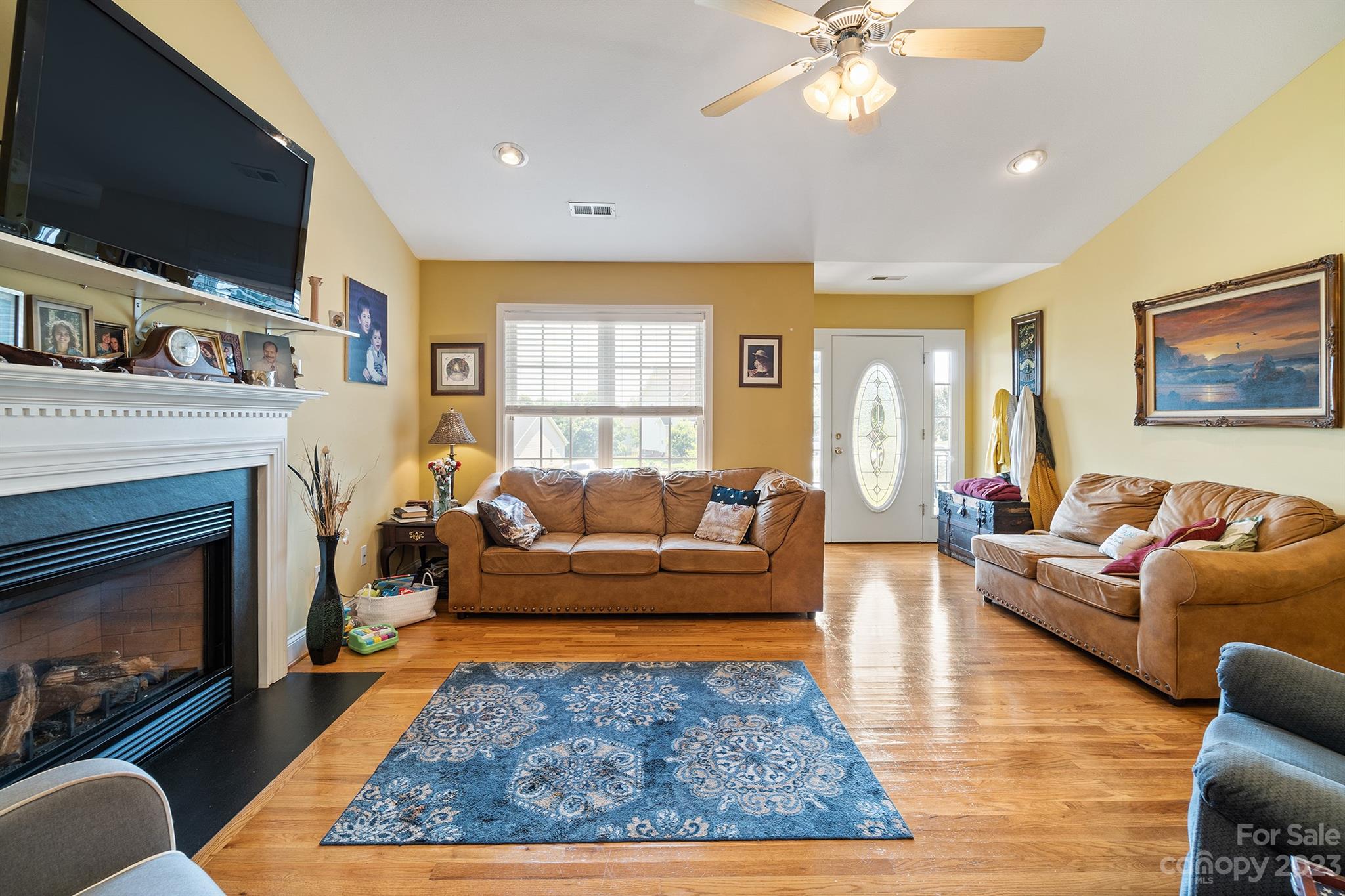 1806 Pipers Ridge Circle Conover, NC 28613 - Photo 3 of 29 Gallery Image 3