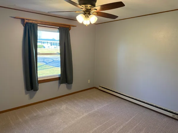 $239,900 | 2173 Eagle Drive, Freeport, IL 61032