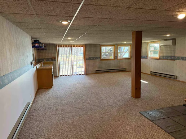 $239,900 | 2173 Eagle Drive, Freeport, IL 61032