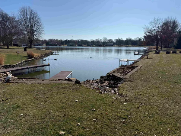 $239,900 | 2173 Eagle Drive, Freeport, IL 61032