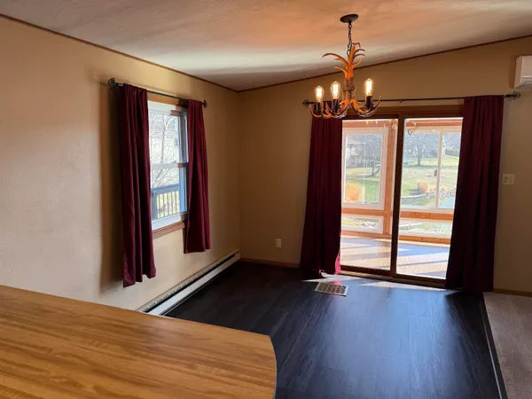 $239,900 | 2173 Eagle Drive, Freeport, IL 61032
