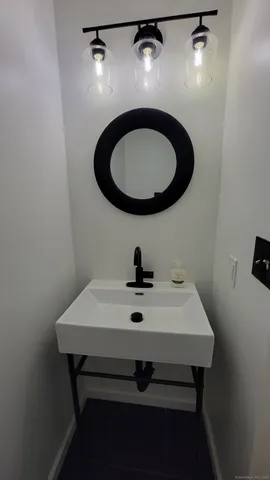 $2,400 | 149 Water Street, Unit 21, Norwalk, CT 06854