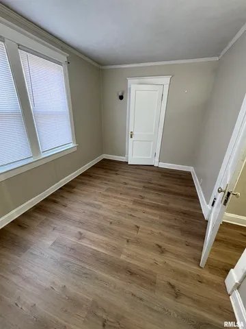 $1,499 | 2403 North Peoria Avenue, Peoria, IL 61603