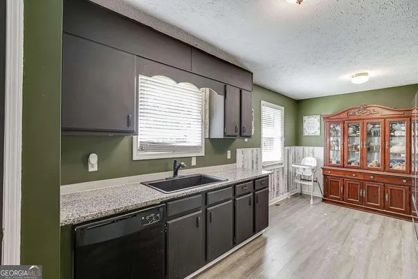 $1,750 | 2193 Kings Forest Drive Southeast, Conyers, GA 30013