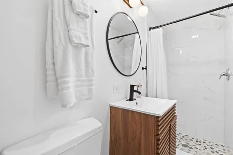 $1,200,000 | 615 Southeast 11th Avenue, Fort Lauderdale, FL 33301